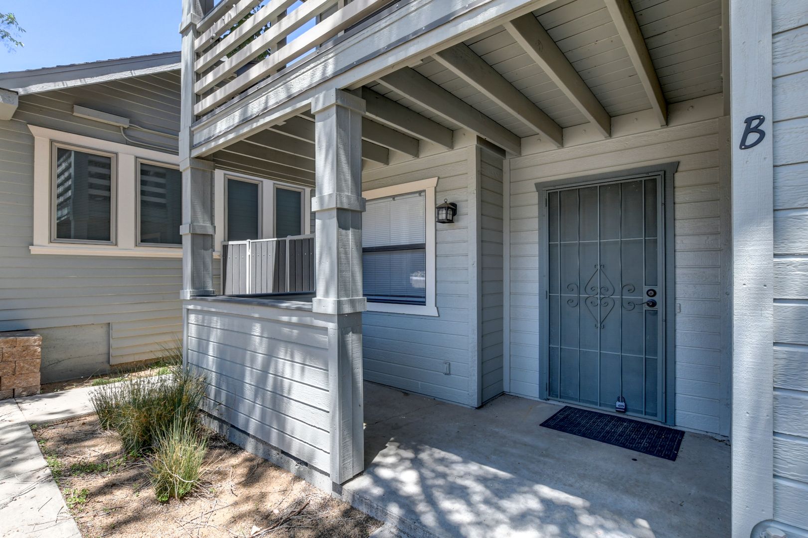 Prescott Apartment: 149 S. Washington Street