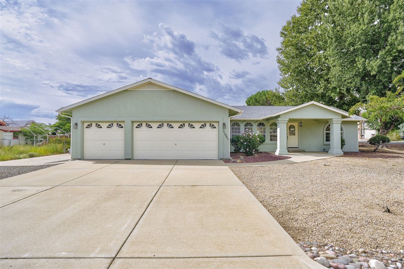 Dewey House: 11045 E Turquoise Circle