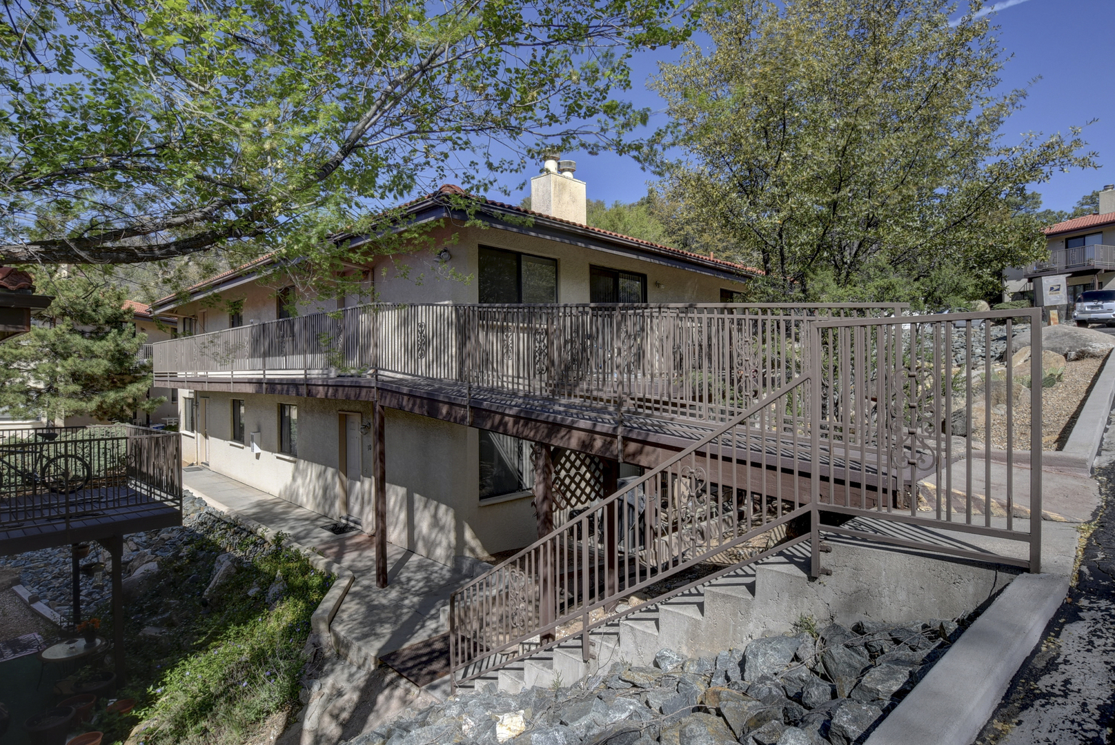 Prescott Apartment: 799 Sanctuary Rd