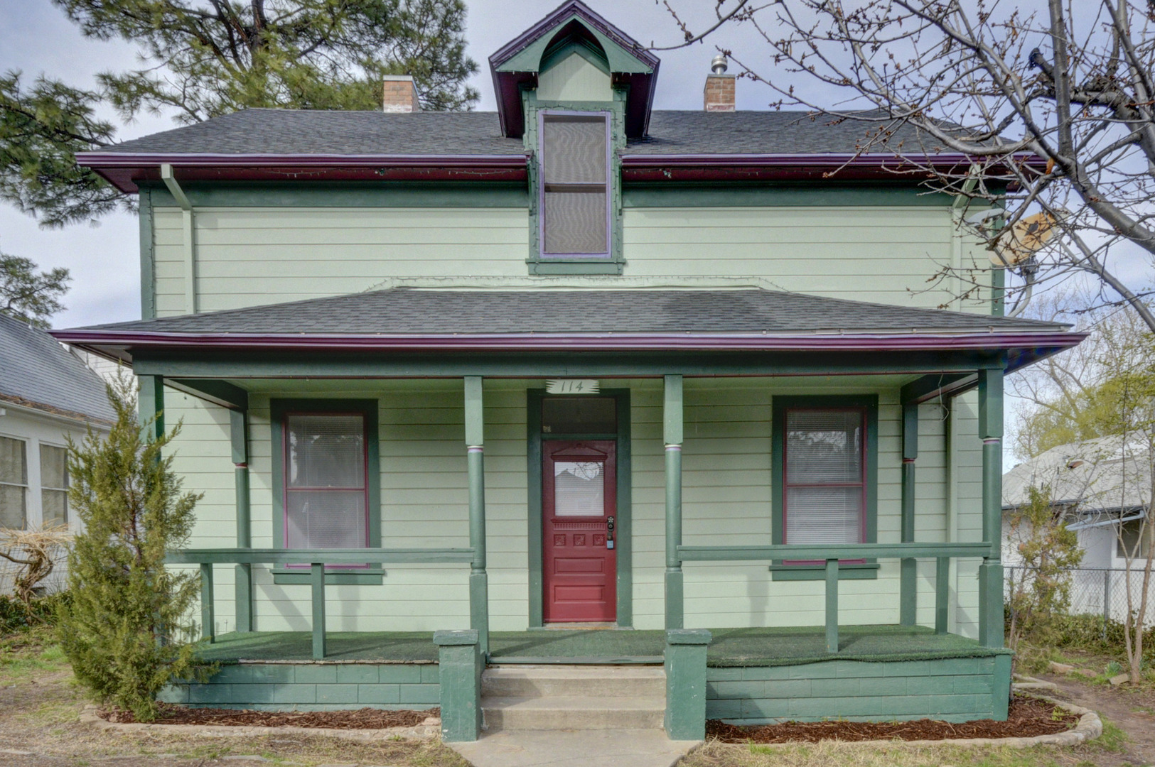 RR262 - 114 N. Willow Street