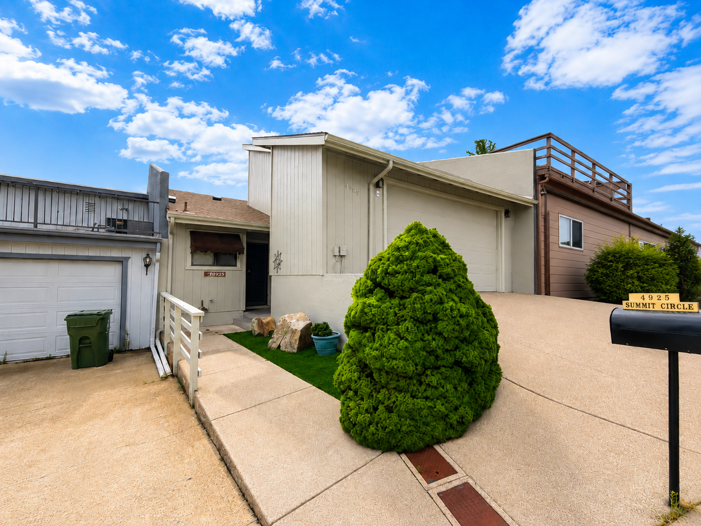 Prescott Townhome: 4925 Summit Circle