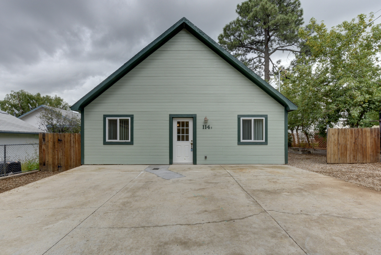 Prescott Apartment: 114 N. Willow Street