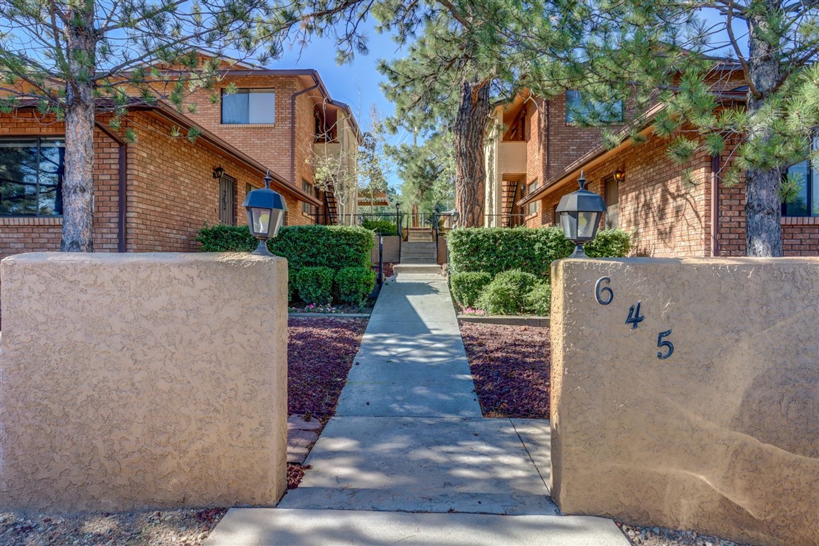 Prescott Apartment: 645 Ash Street