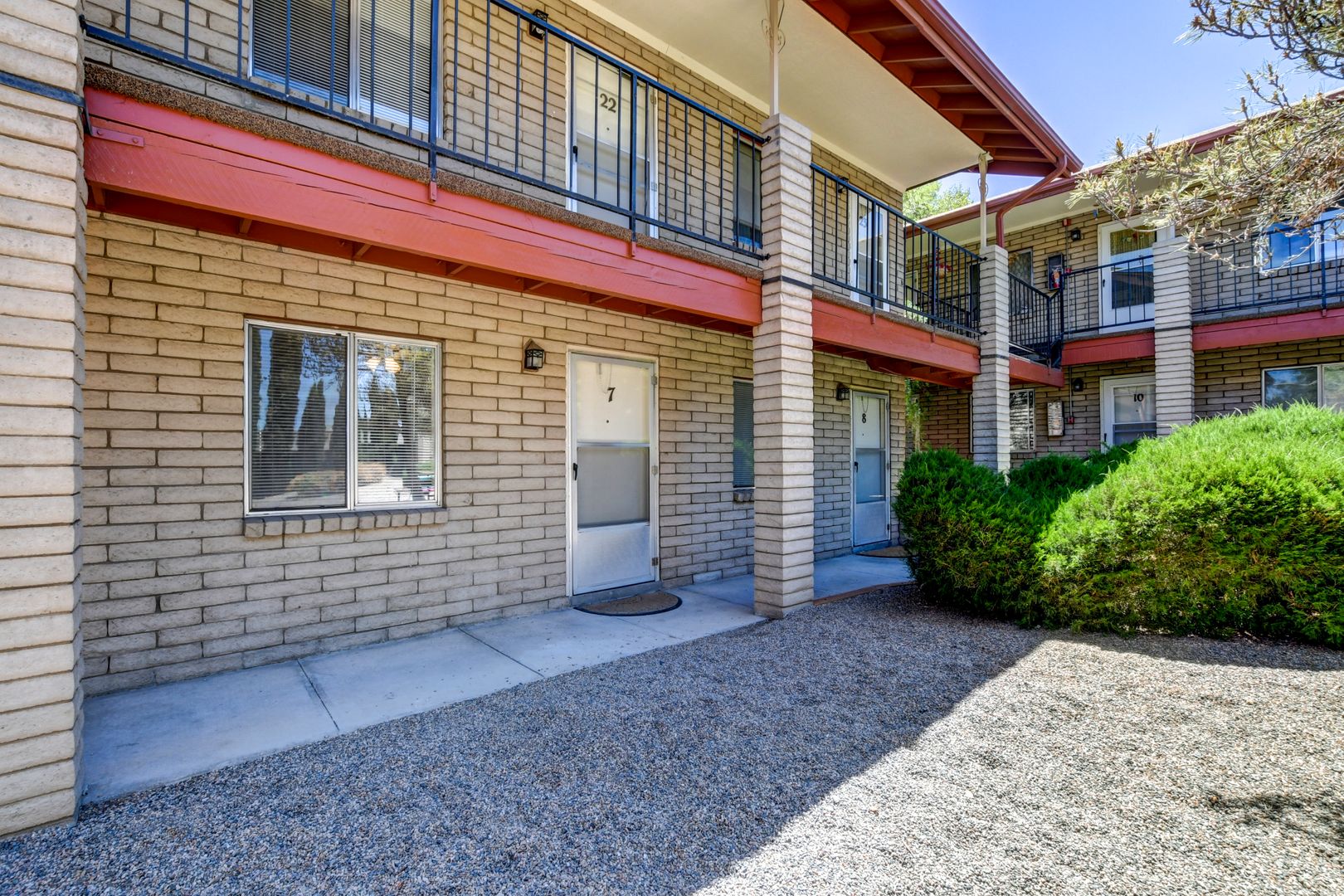 Prescott Apartment: 218 S. McCormick Street