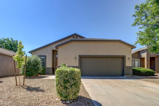 3 bed, 2 bathroom Home for Rent in Granville! - Check out this great price – photo 1