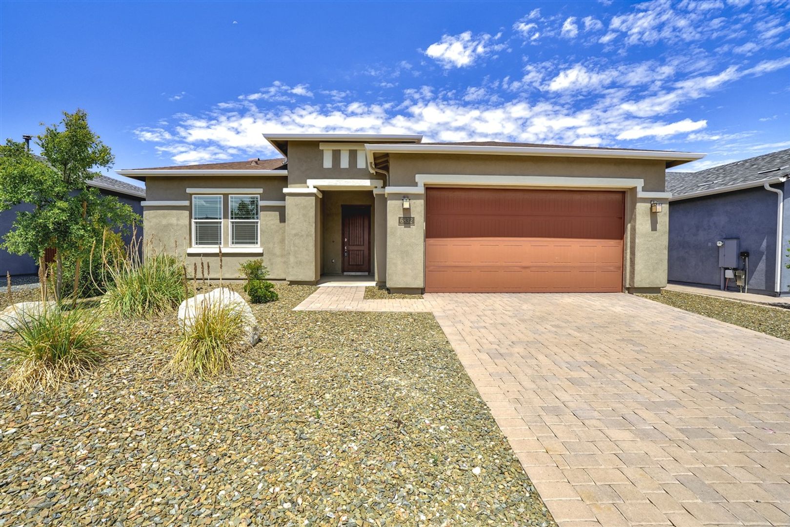 Prescott House: 6832 Gables Trail