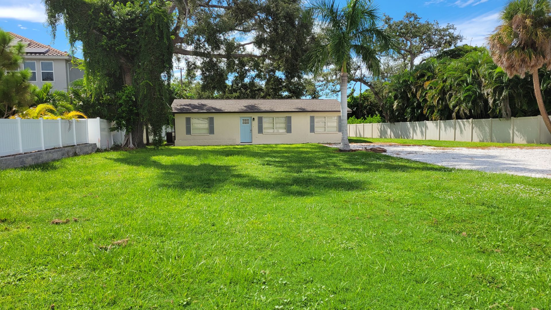 Sarasota House: 3932 Sunshine Ave.