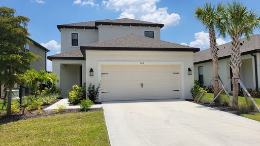 Seasonal/short term ONLY Almost brand new 3/4 SFH at Grandview community in Bradenton – photo 1