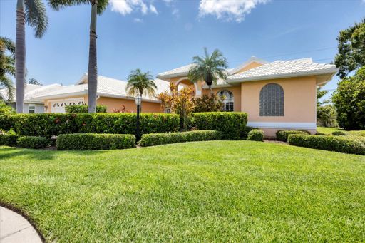 Seasonal/short term turnkey furnished home – photo 1
