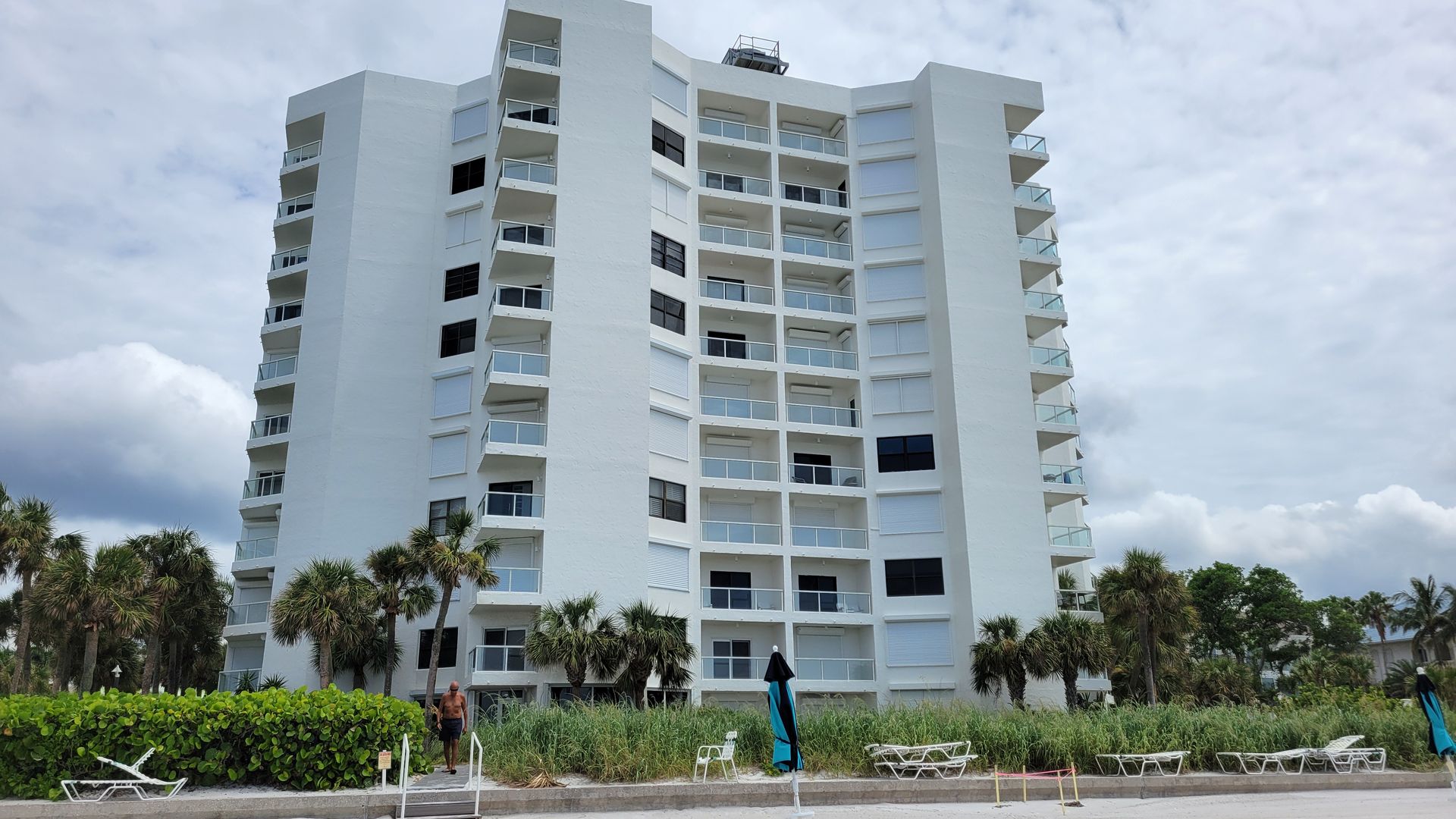 Longboat Key House: 1000 Longboat Club Dr. #406