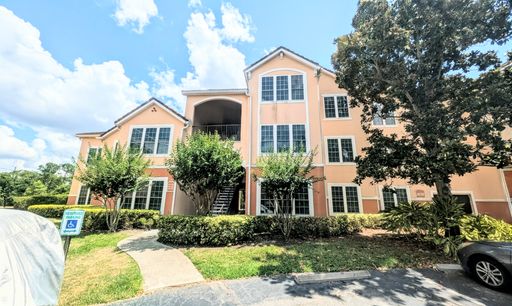 Updated 2BR/2BA Condo in Palmer Ranch – New Flooring, Fresh Paint & Resort-Style Amenities – photo 1