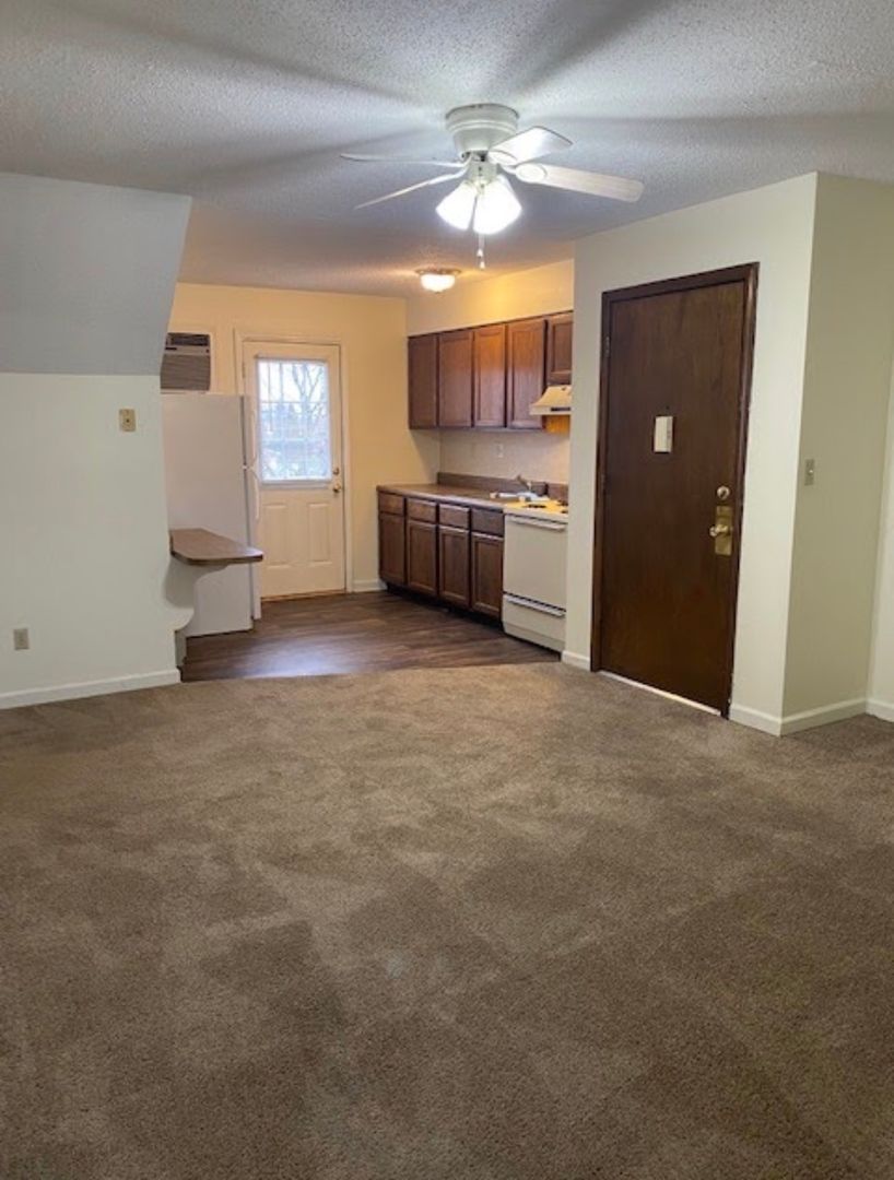 Cape Girardeau Apartment: 2819 Whitener