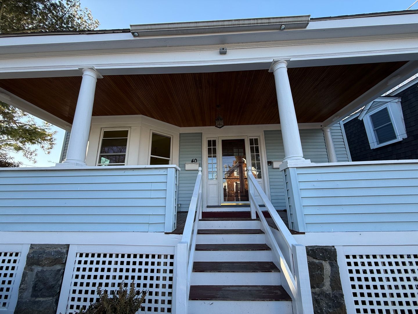 Marblehead Apartment: 40 Lincoln Ave.