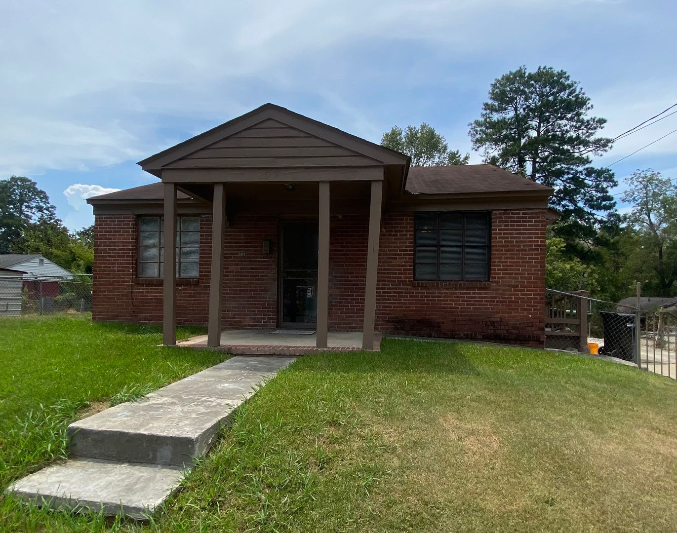 Columbus House: 2512 Lumpkin Court