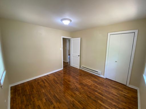 Listing photo thumbnail