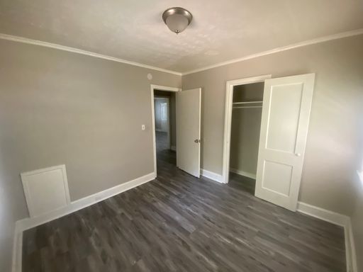 Listing photo thumbnail