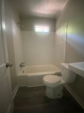 Listing photo thumbnail