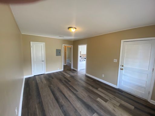 Listing photo thumbnail