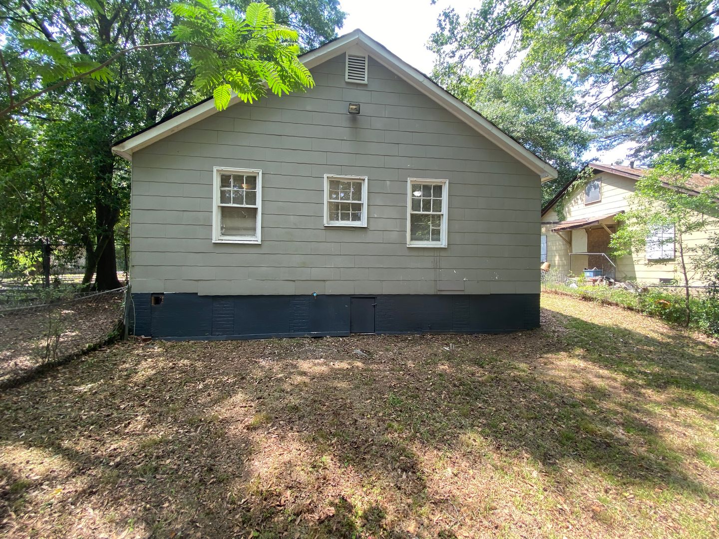 Listing photo
