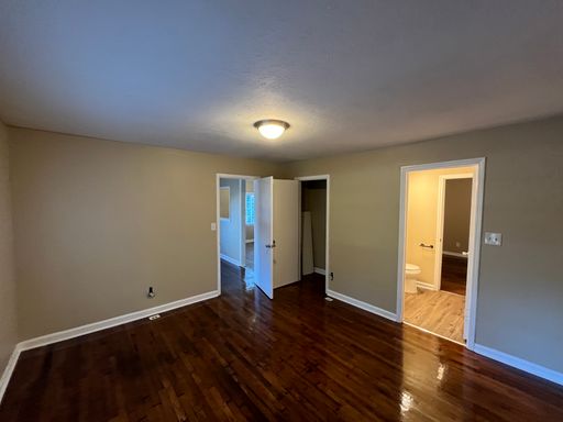 Listing photo thumbnail