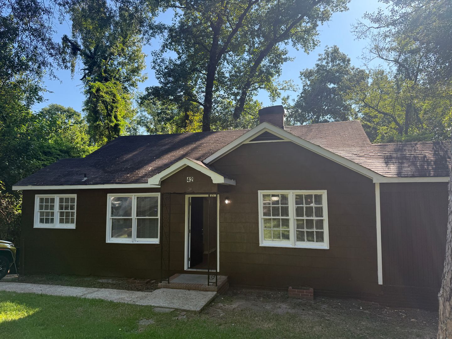 Columbus House: 42 Engineer Drive