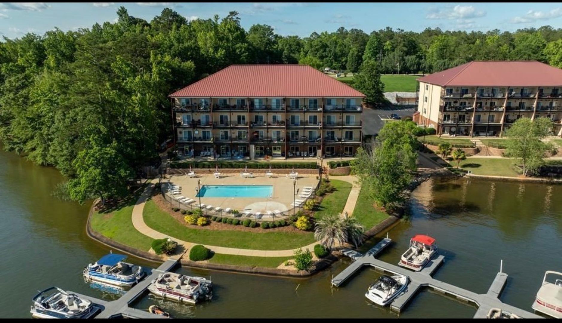Valley Condo: 111 Lee Road 802