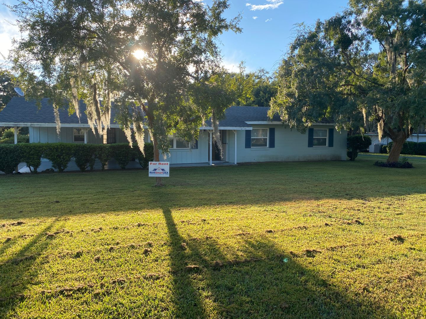 Eustis House: 1401 E. Crooked Lake Dr.