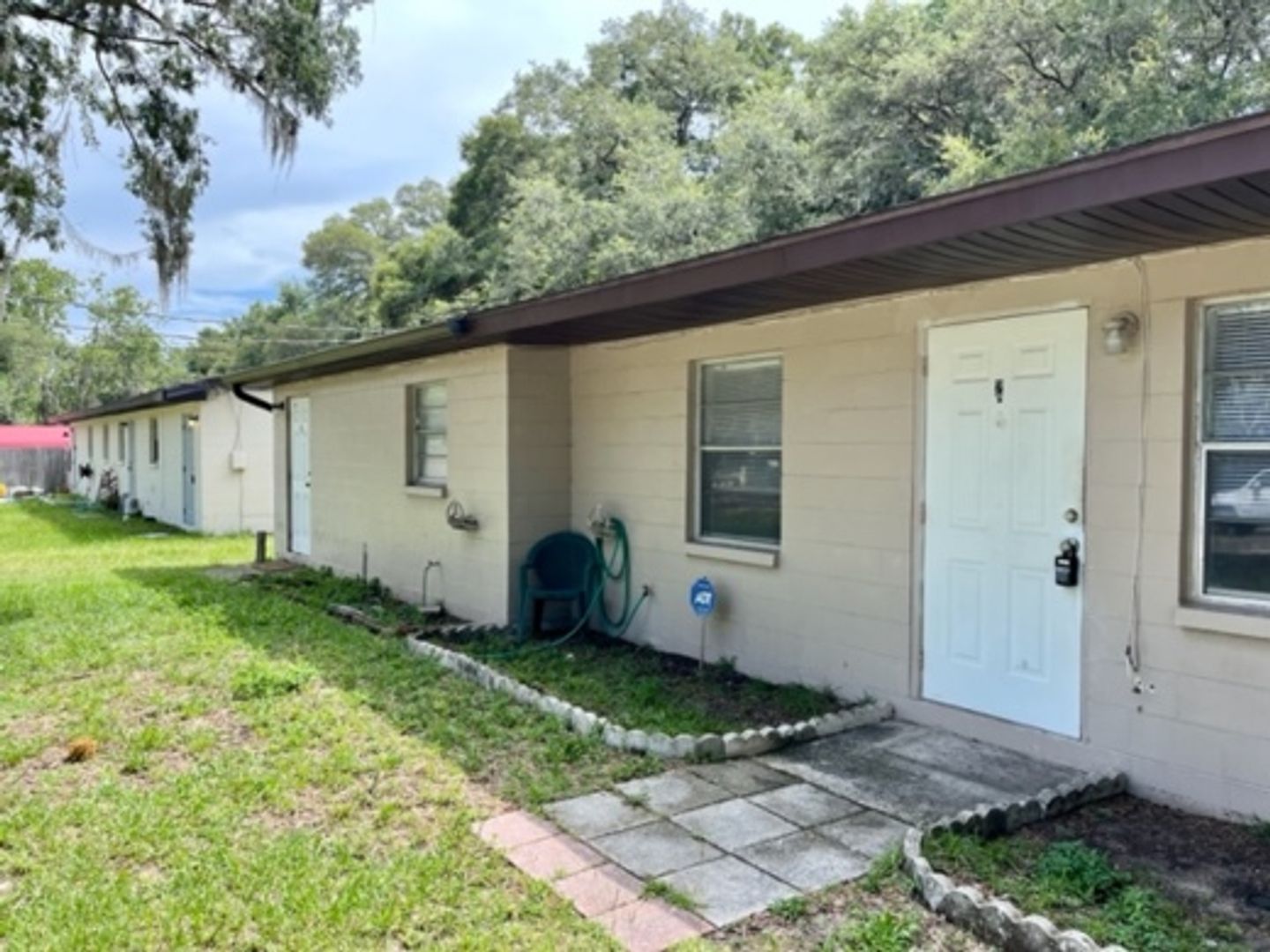 Dade City House: 12136 Munbury, Unit 2