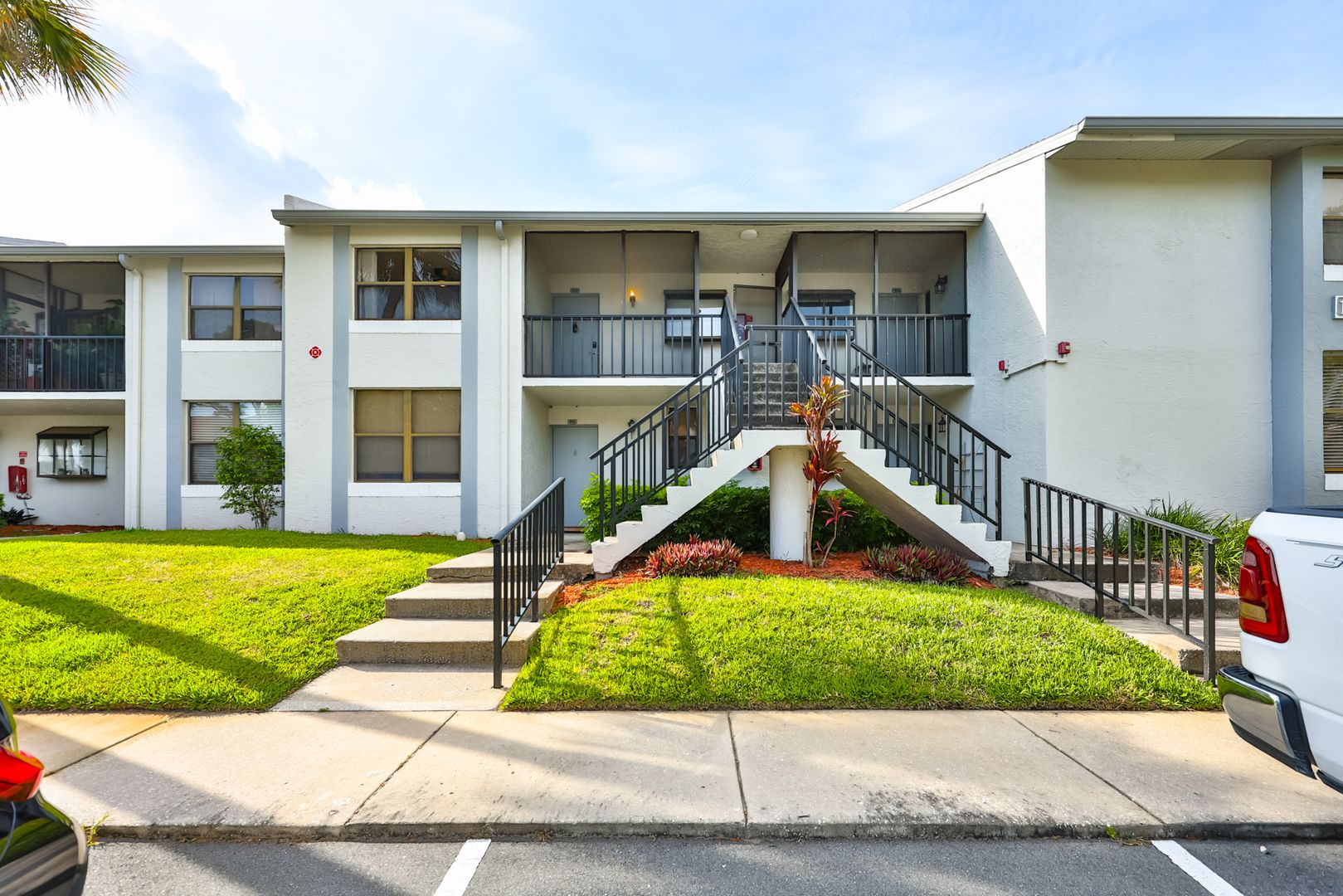 Clearwater Condo: 1934 Oyster Catcher Ln Apt 923