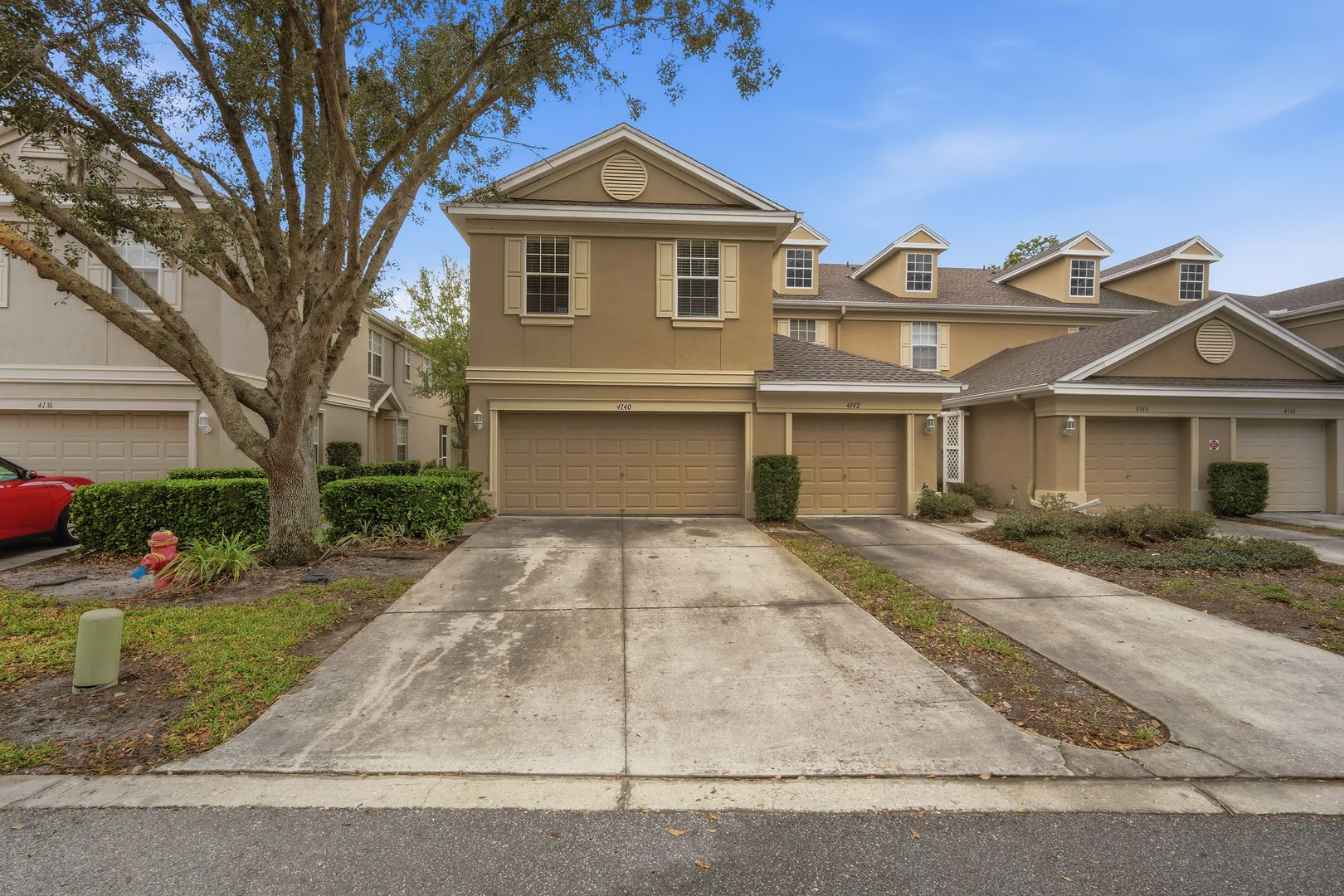 Tampa Townhome: 4140 Bismarck Palm Dr