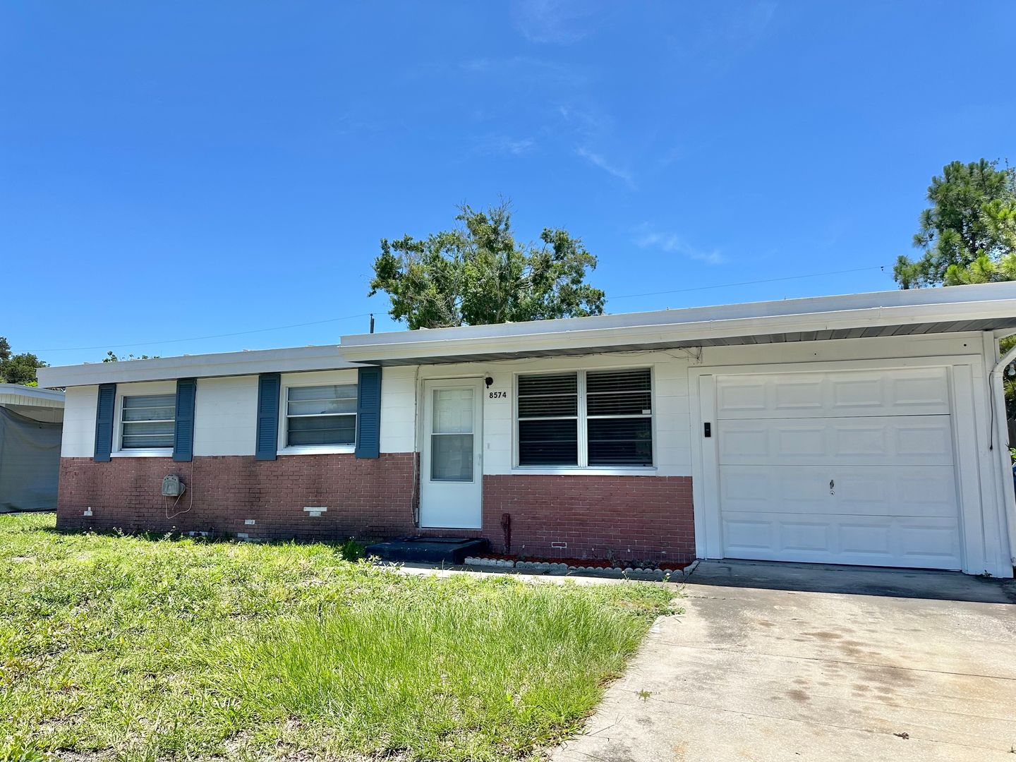 Seminole House: 8574 94th Ave