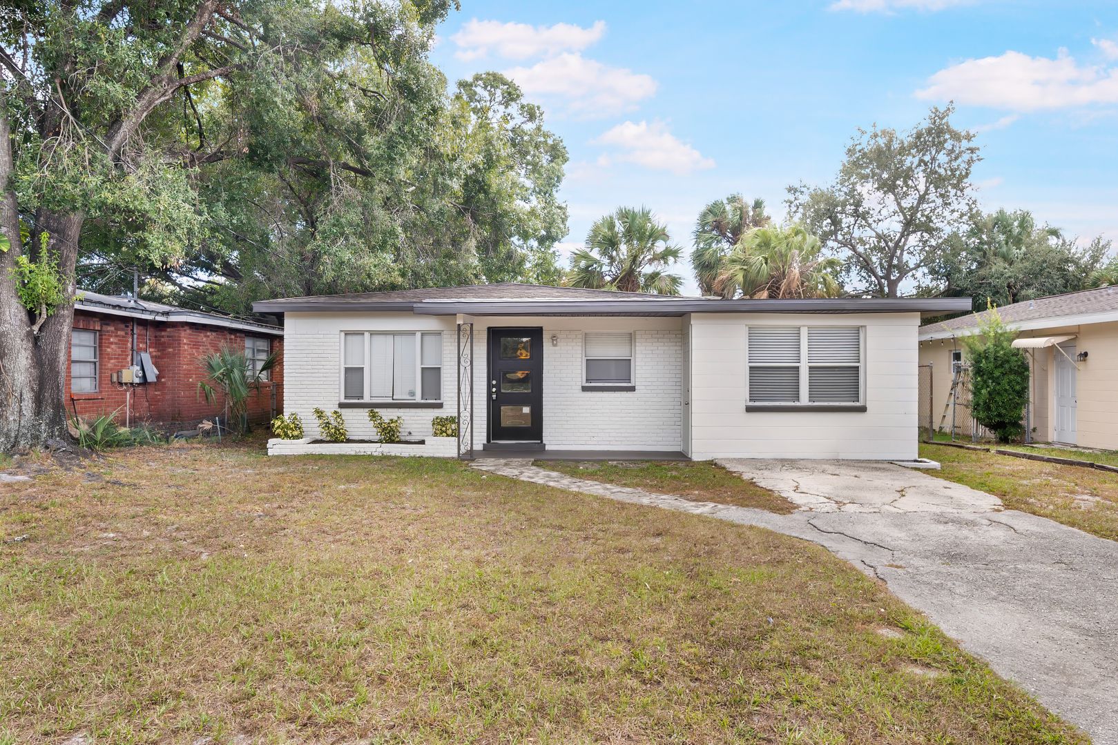 Tampa House: 4008 W Laurel Street