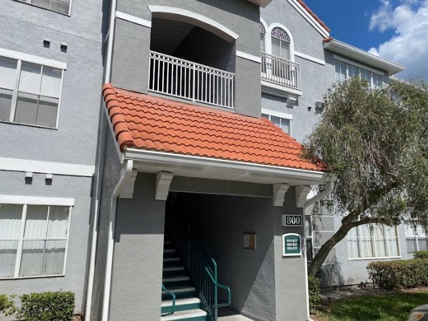 Tampa Condo: 18001 Richmond Place Drive Unit 836