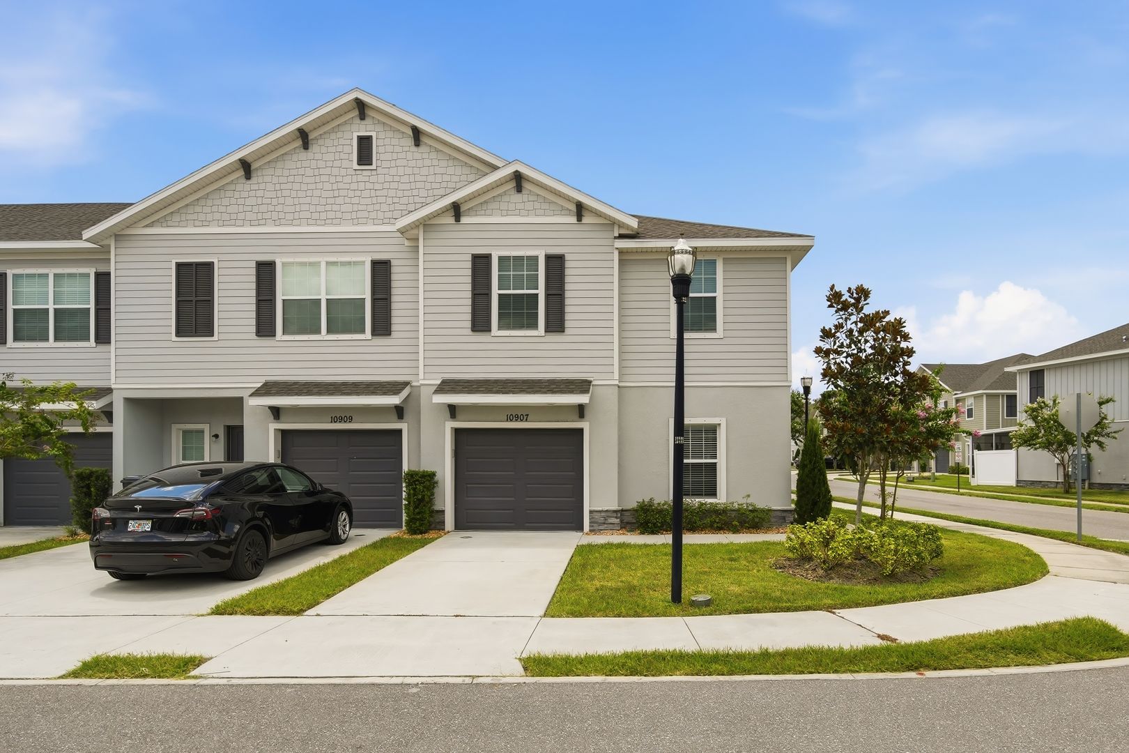 Riverview Townhome: 10907 Quickwater Court
