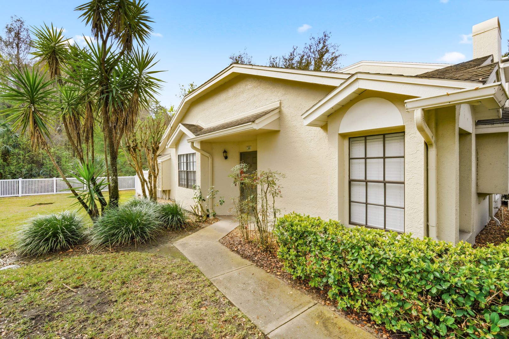 Tampa Condo: 5100 Burchette Road Unit 2000