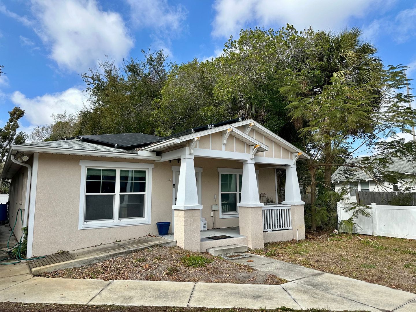 St. Petersburg House: 1121 Dr Martin Luther King Jr St S