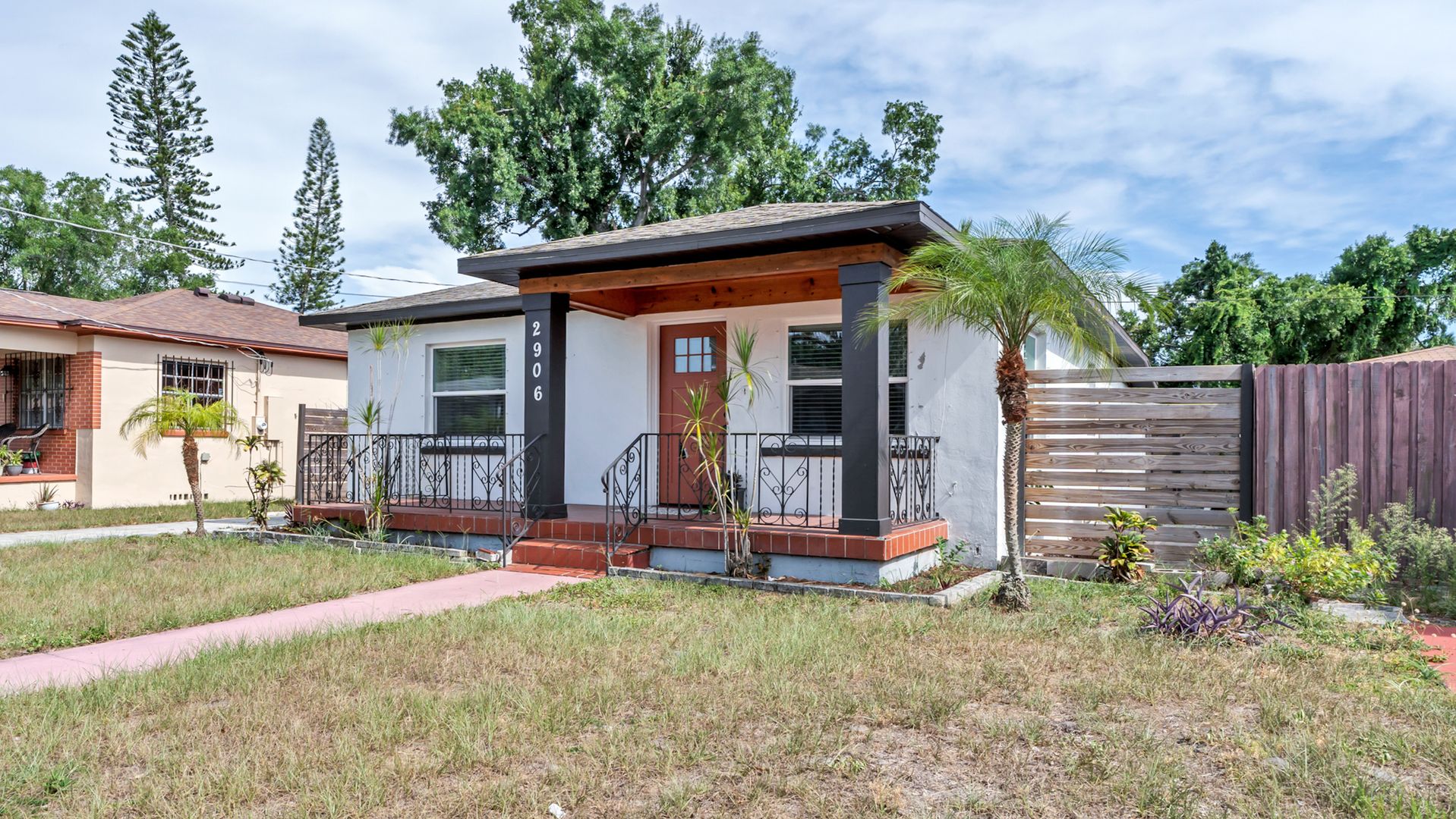 Tampa House: 2906 W Nassau St