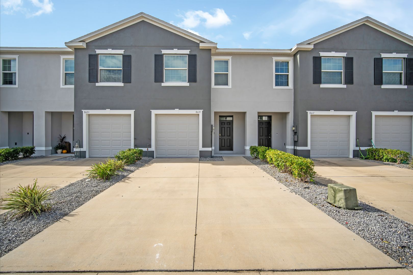 Riverview Townhome: 8619 Falling Blue Pl