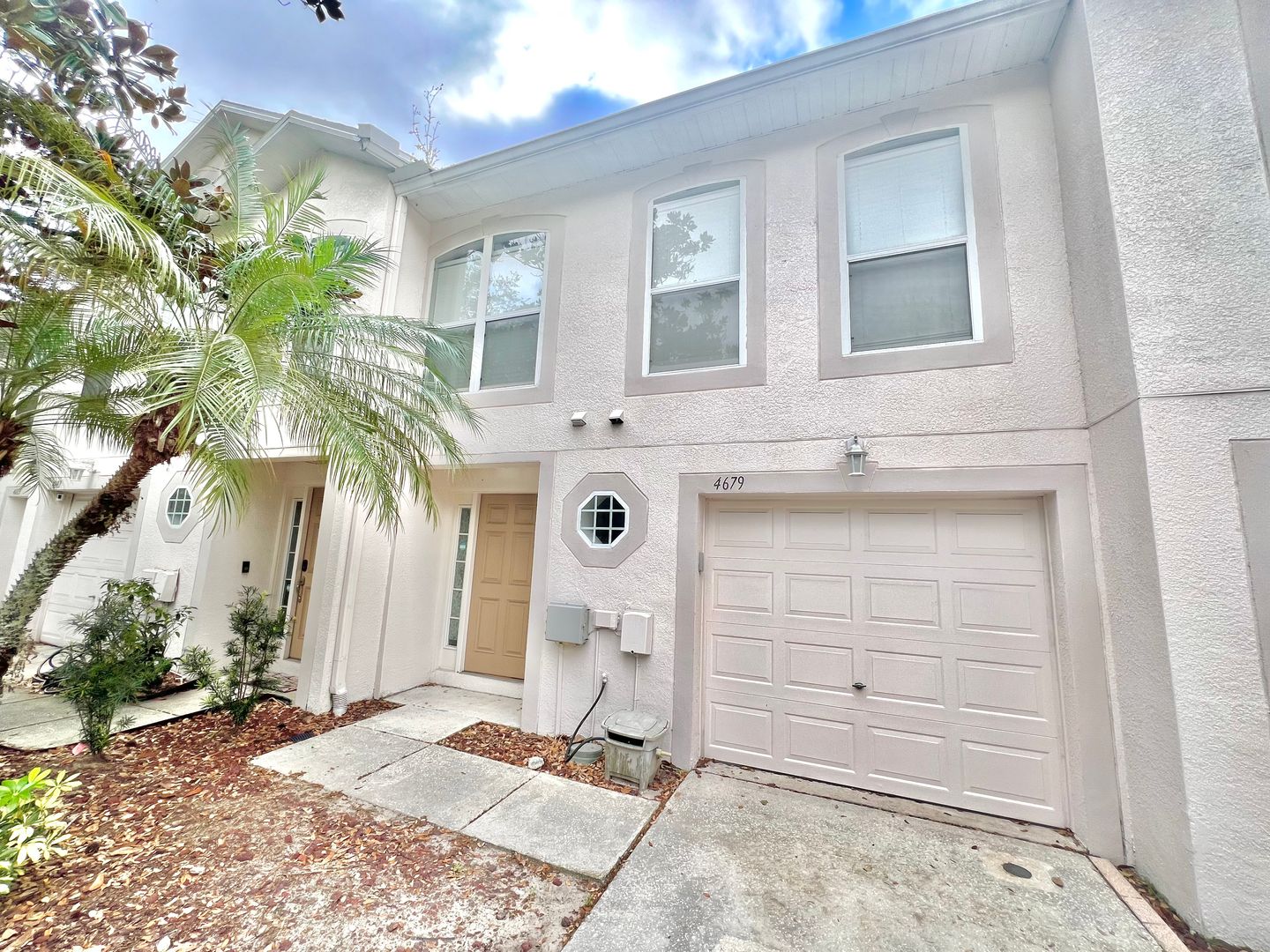 Tampa Townhome: 4679 Ashburn Square Dr