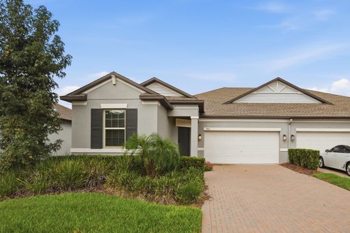 A must see 3 Beds/ 2 Bths Villa shows like a house. Modern Styling, Open Layout, Great Location and Loads of amenities! – photo 1