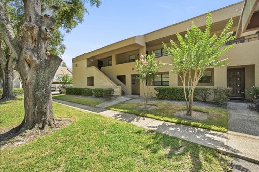 Move-in Special!! Spacious 2BR / 2BA Condo with Pool View in Guard-Gated River Oaks Community! – photo 1