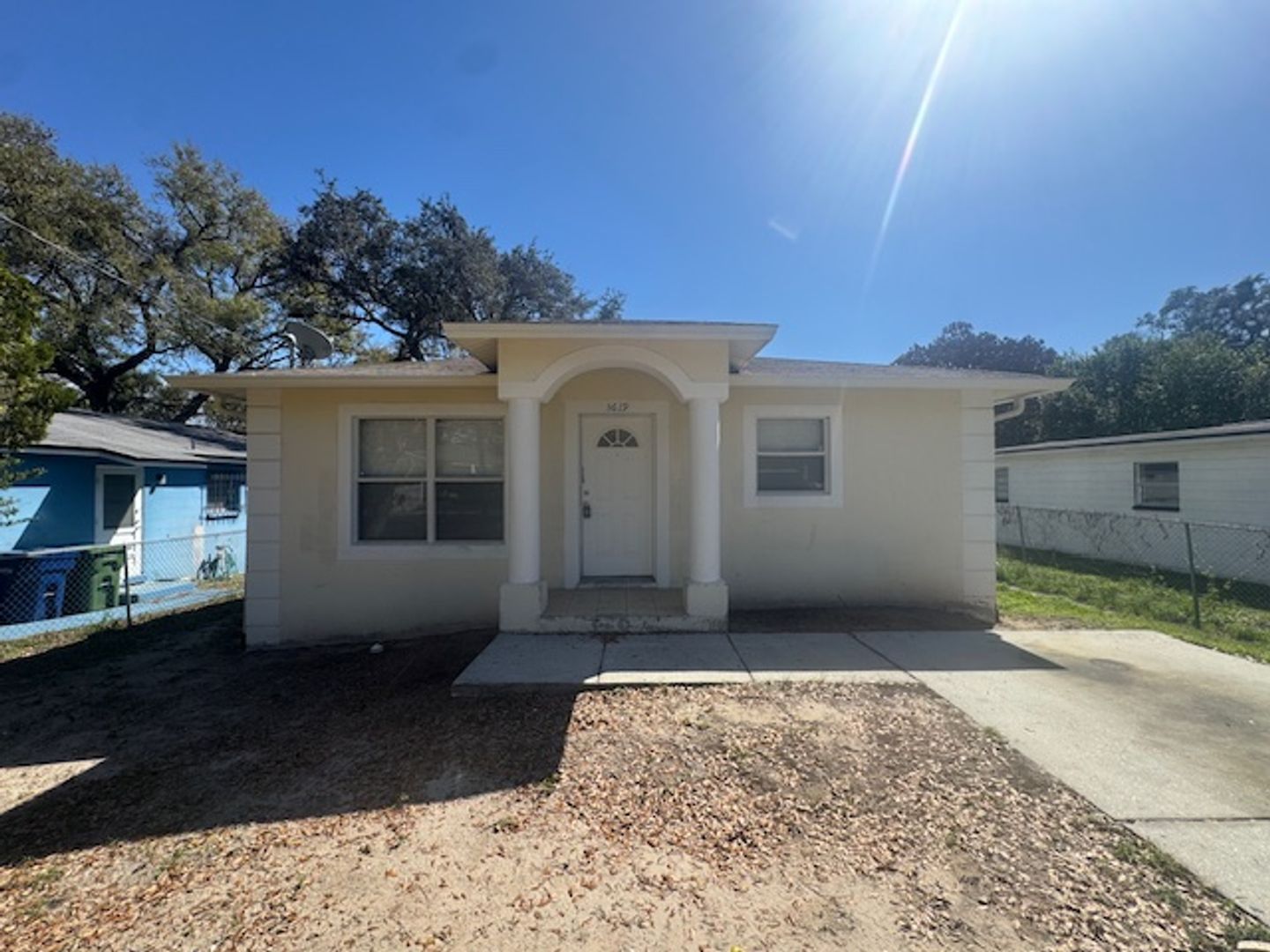 Tampa House: 3619 E Henry Ave