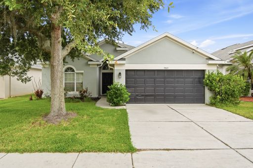 Beautiful Single Story 3/2 Home – photo 1