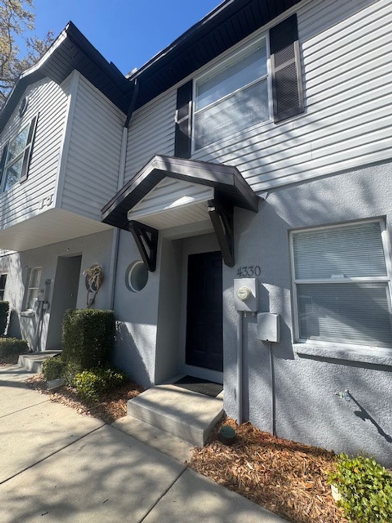 Tampa Townhome: 4330 Har Paul Cir