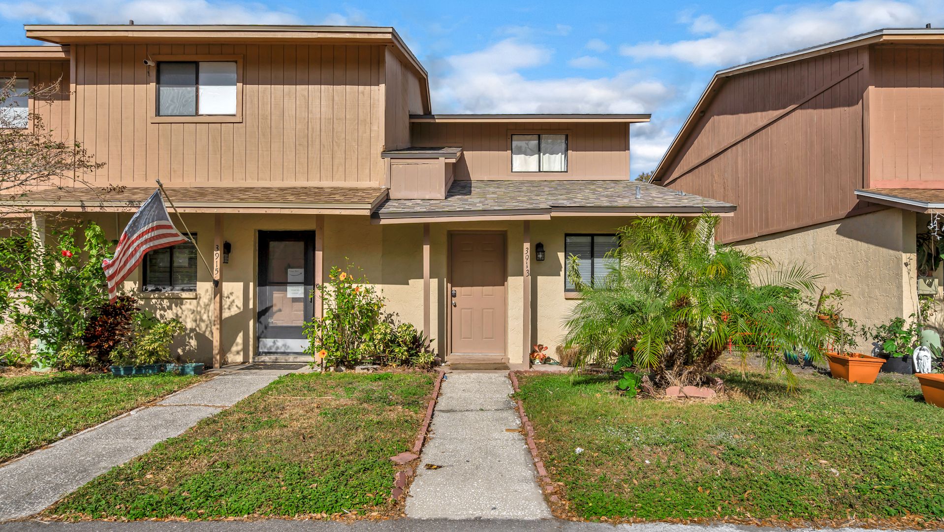 Tampa Townhome: 3913 Oak Limb Ct