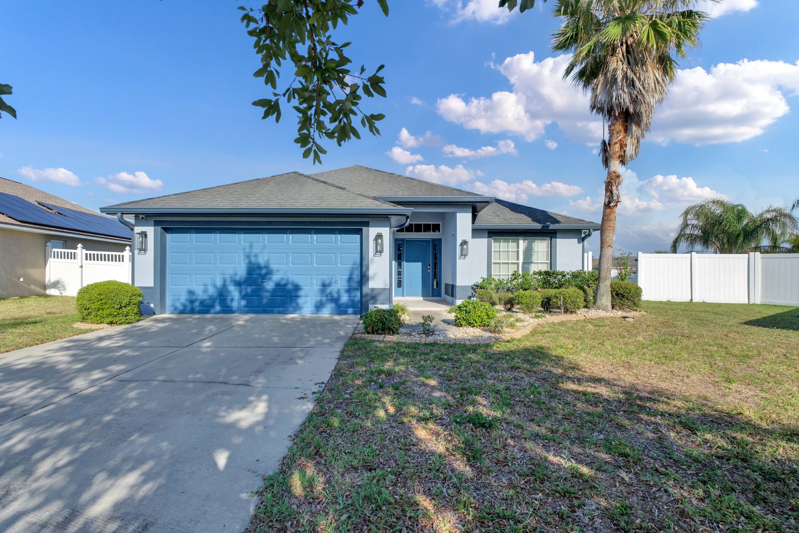 Wimauma House: 14312 Edinburgh Moor Dr