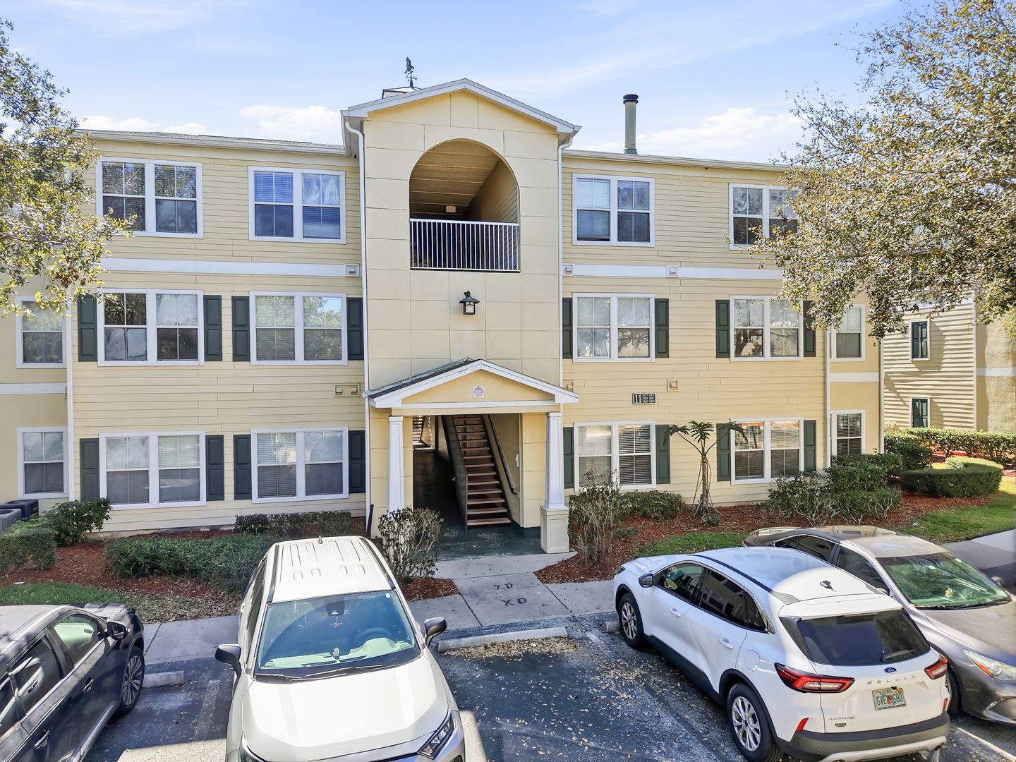 Tampa Condo: 18193 Bridle Club Dr