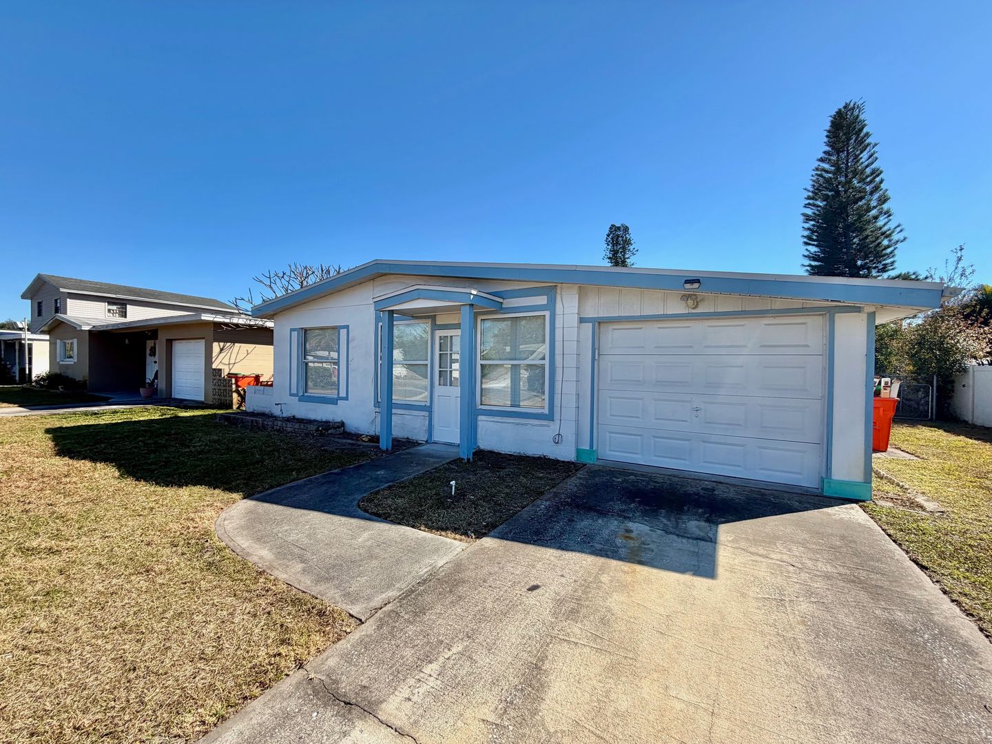 Seminole House: 10780 64th Ave N