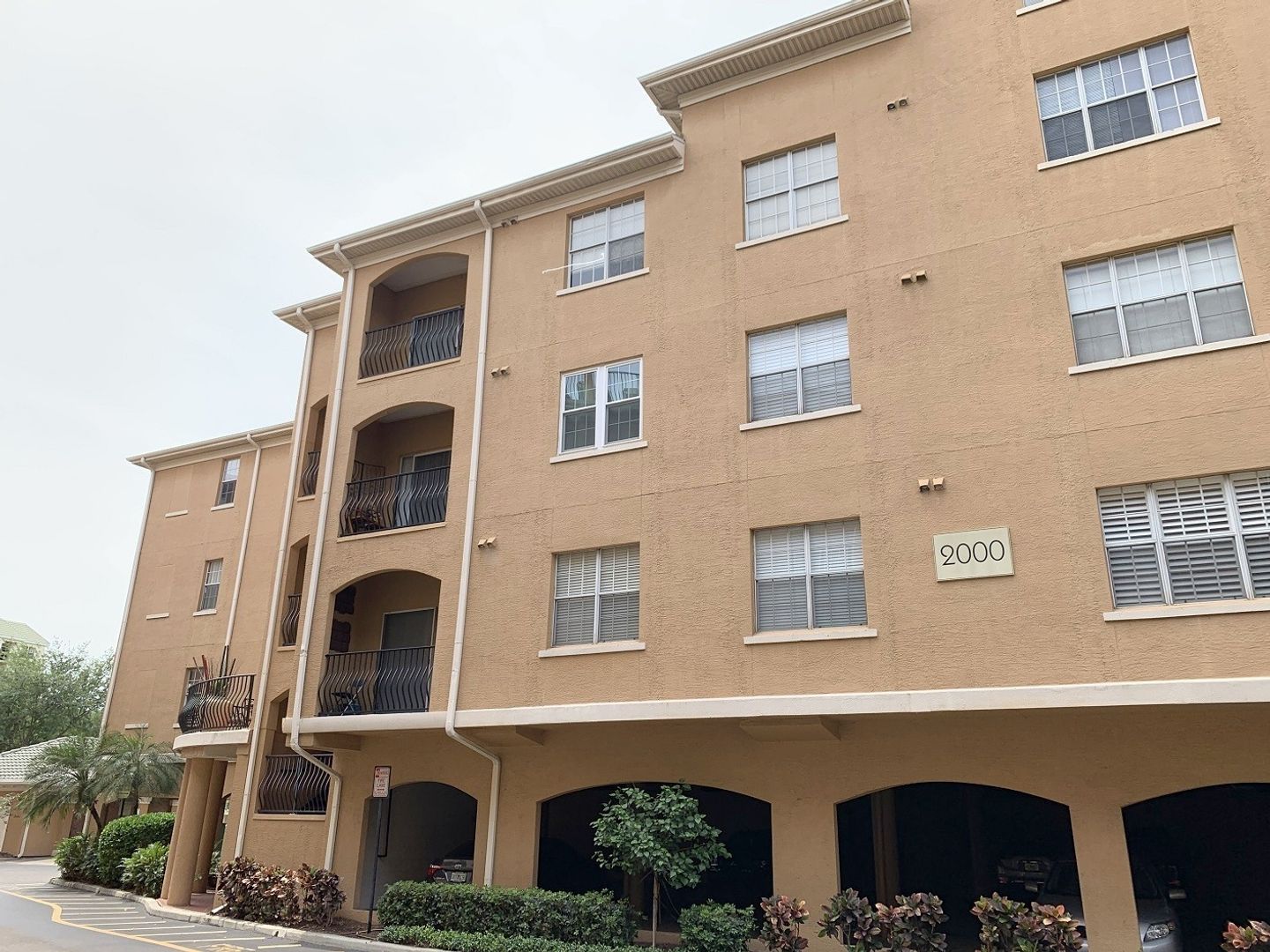 Tampa Condo: 501 Knights Run Avenue #2107