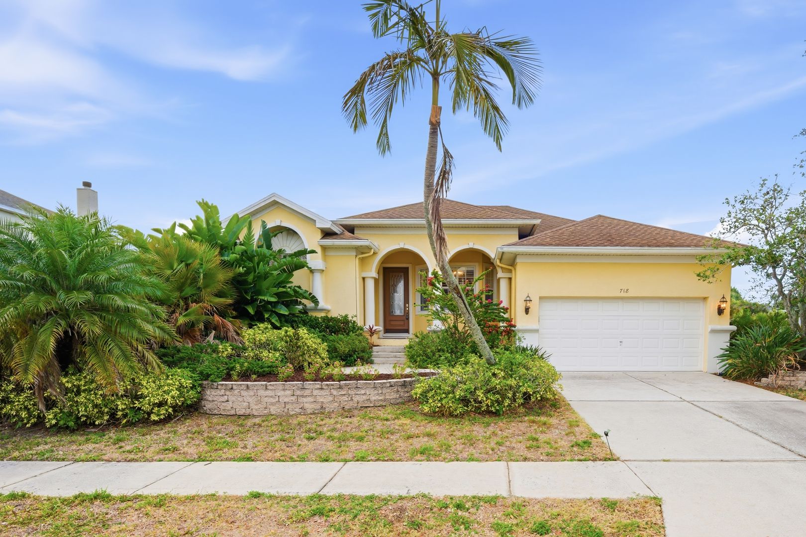 Apollo Beach House: 718 Bunker View Drive